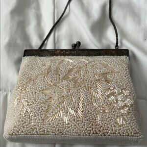 Vintage Elegant Beaded Cream Clutch